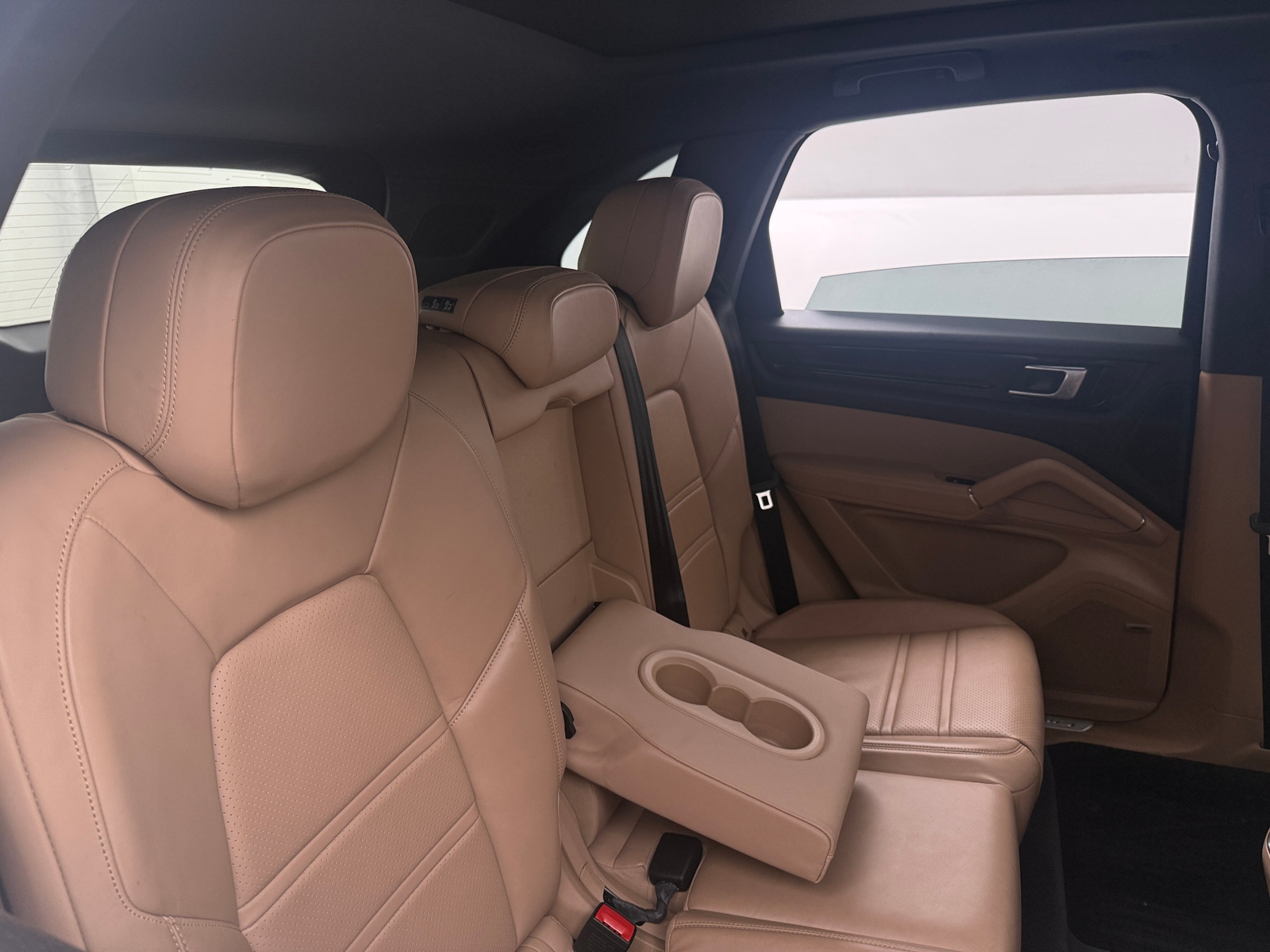 Thumbnail: 2019 Porsche Cayenne - 5