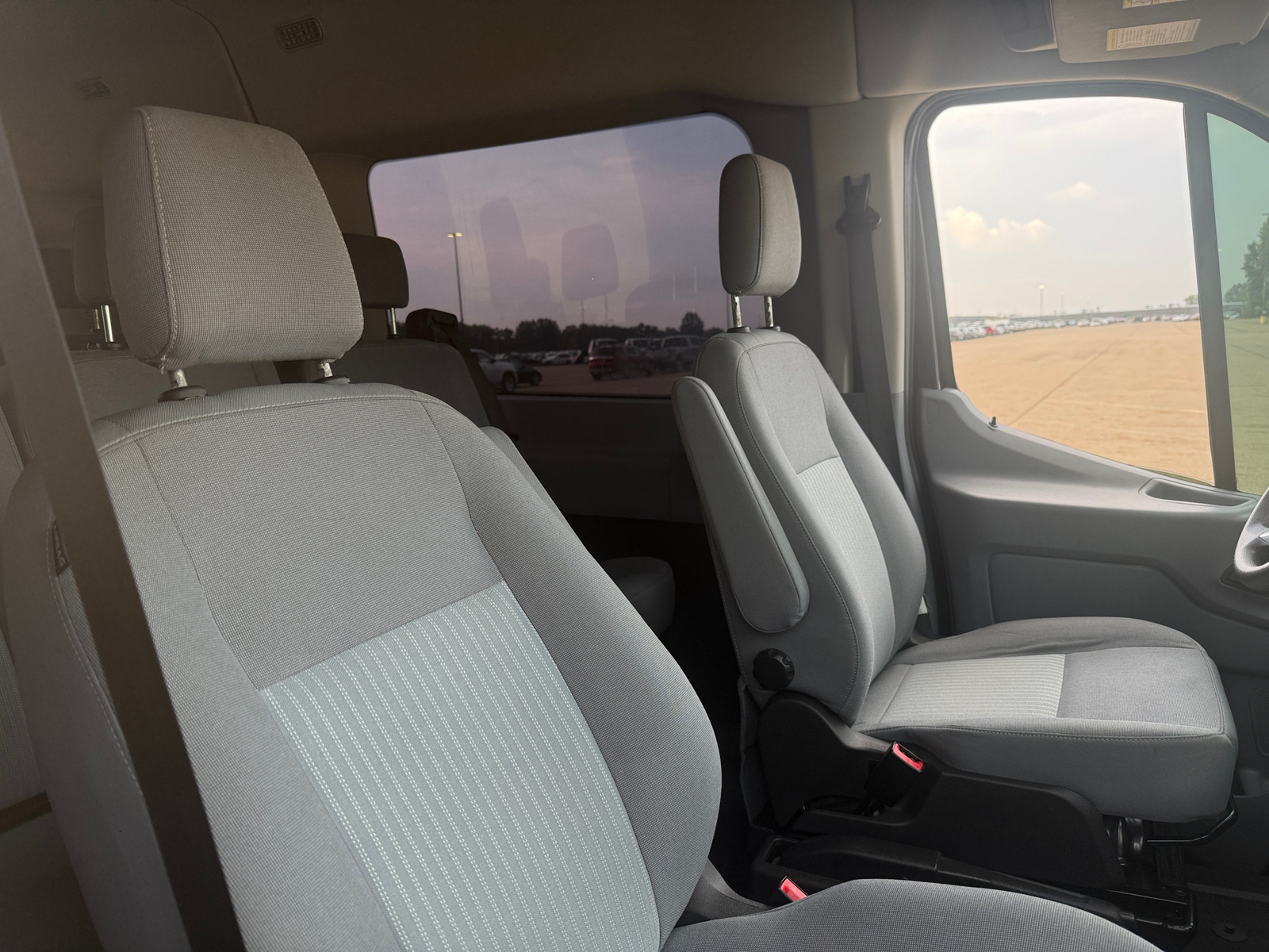 Thumbnail: 2018 Ford Transit Series - 2