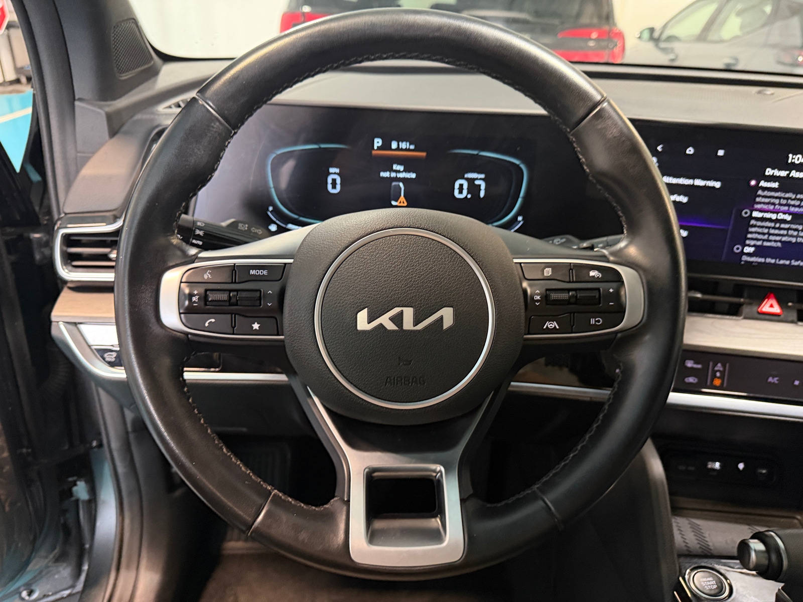 Thumbnail: 2023 Kia Sportage - 4