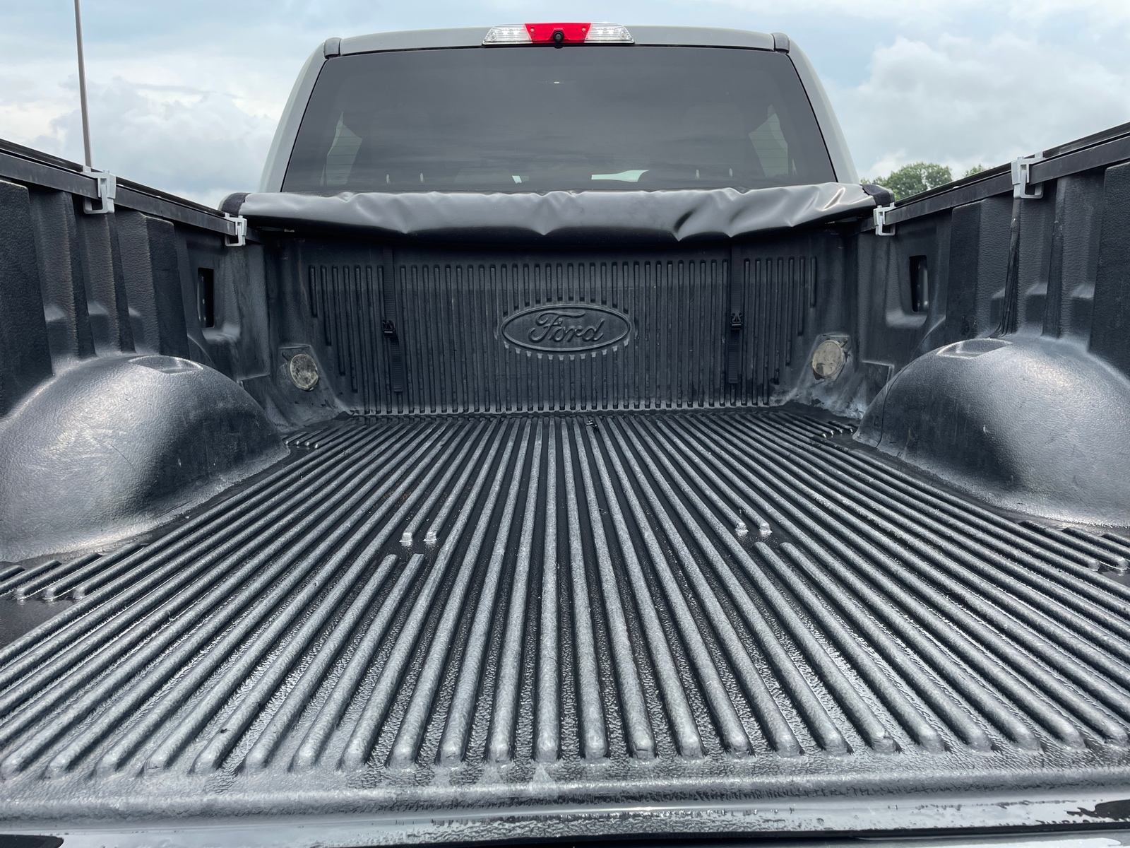 Thumbnail: 2019 Ford Econoline - 7