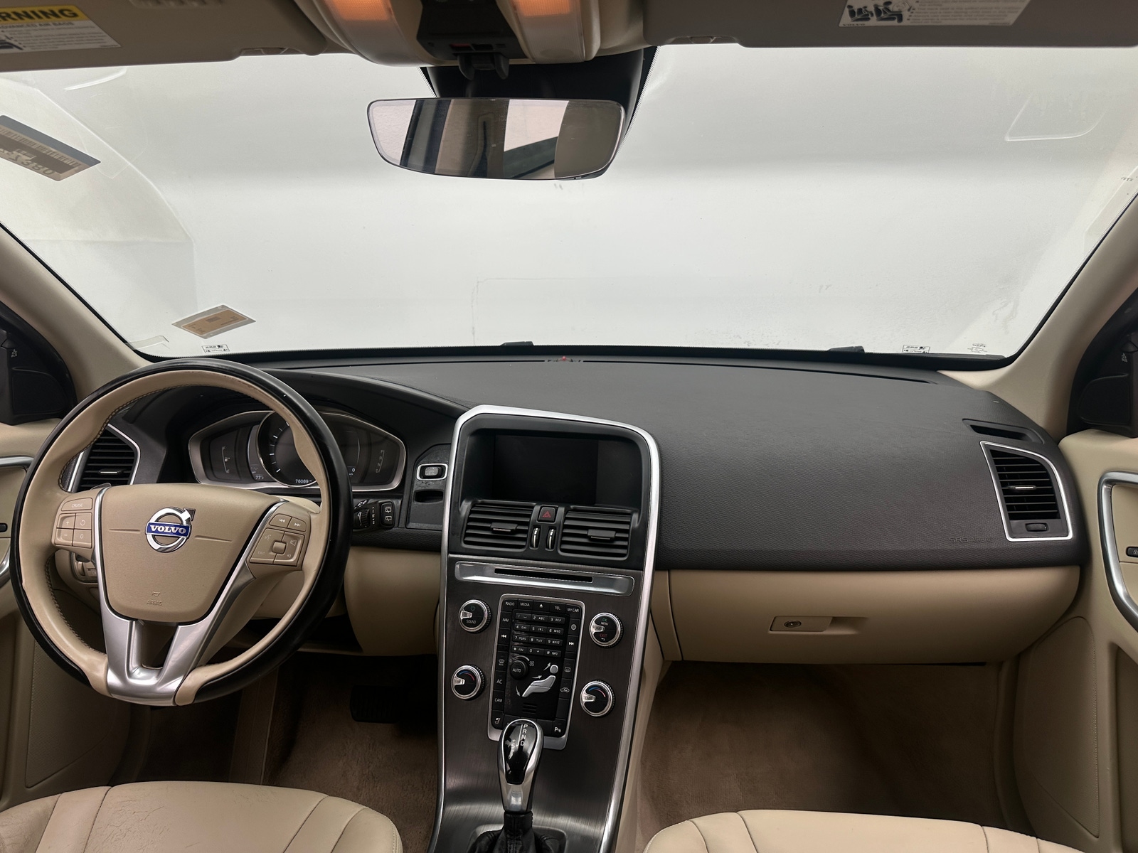 Thumbnail: 2015 Volvo XC60 - 2