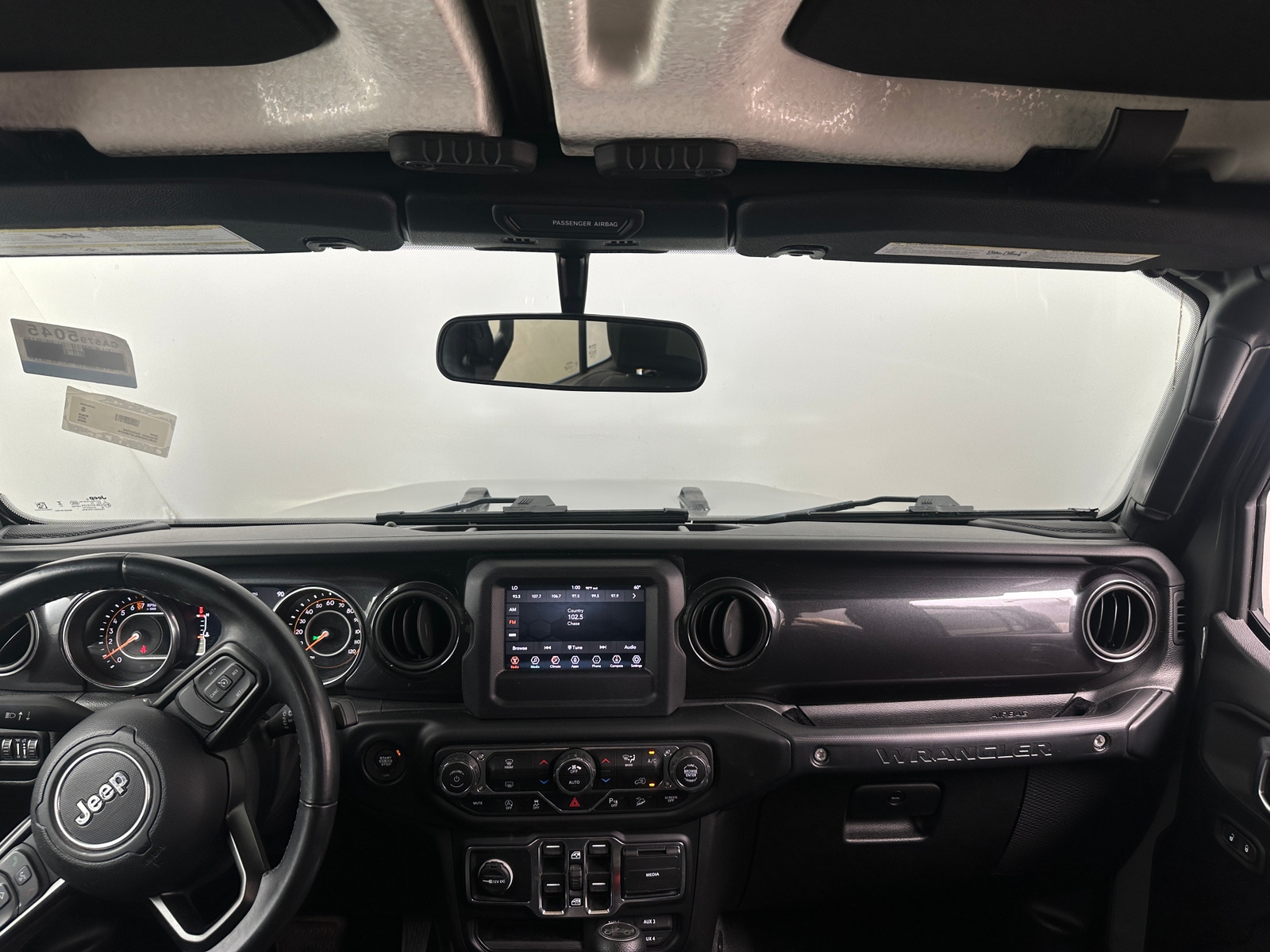 Thumbnail: 2020 Jeep Wrangler - 3