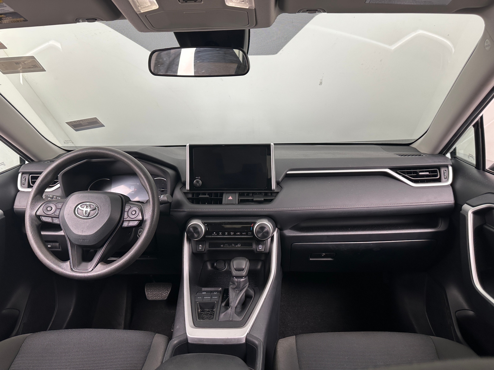 Thumbnail: 2025 Toyota RAV4 - 3