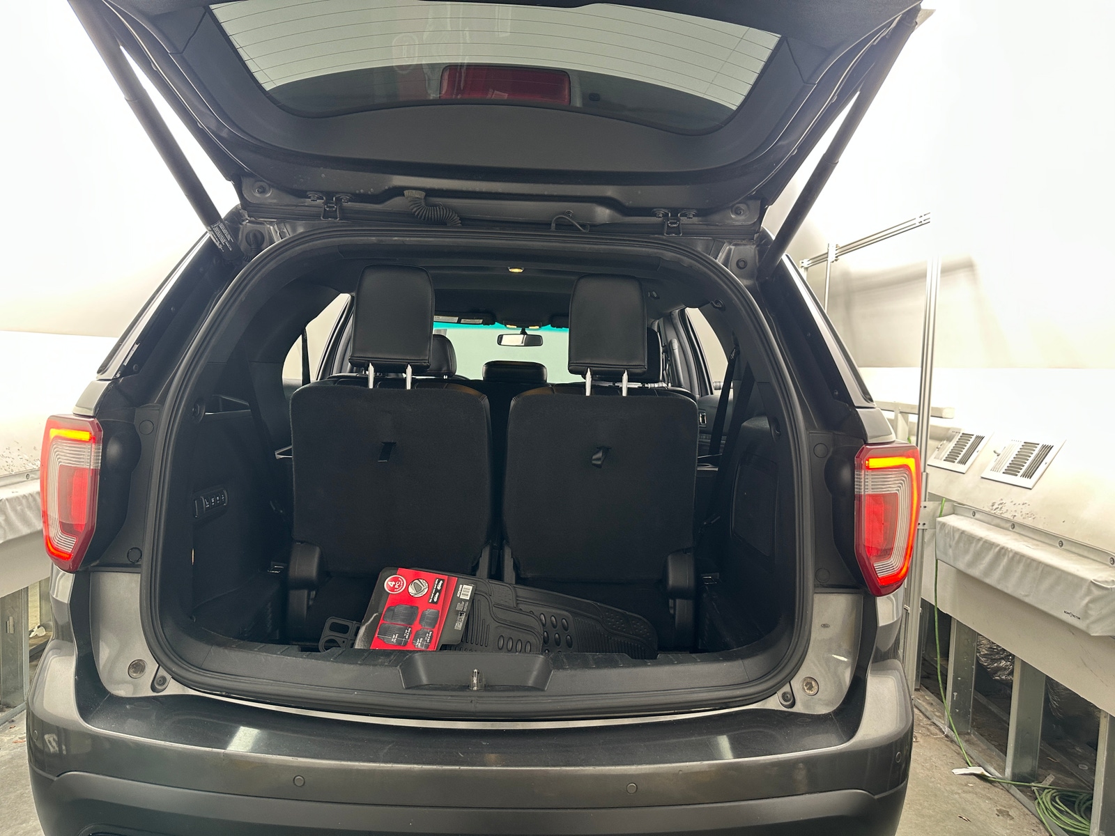 Thumbnail: 2017 Ford Explorer - 6