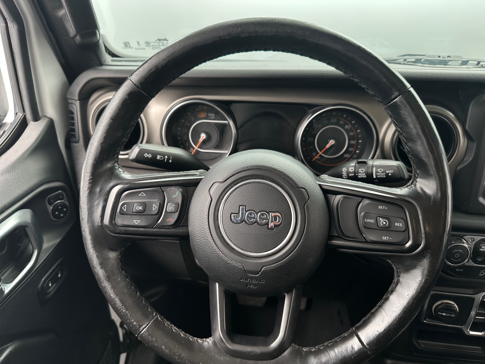 Thumbnail: 2019 Jeep Wrangler - 5