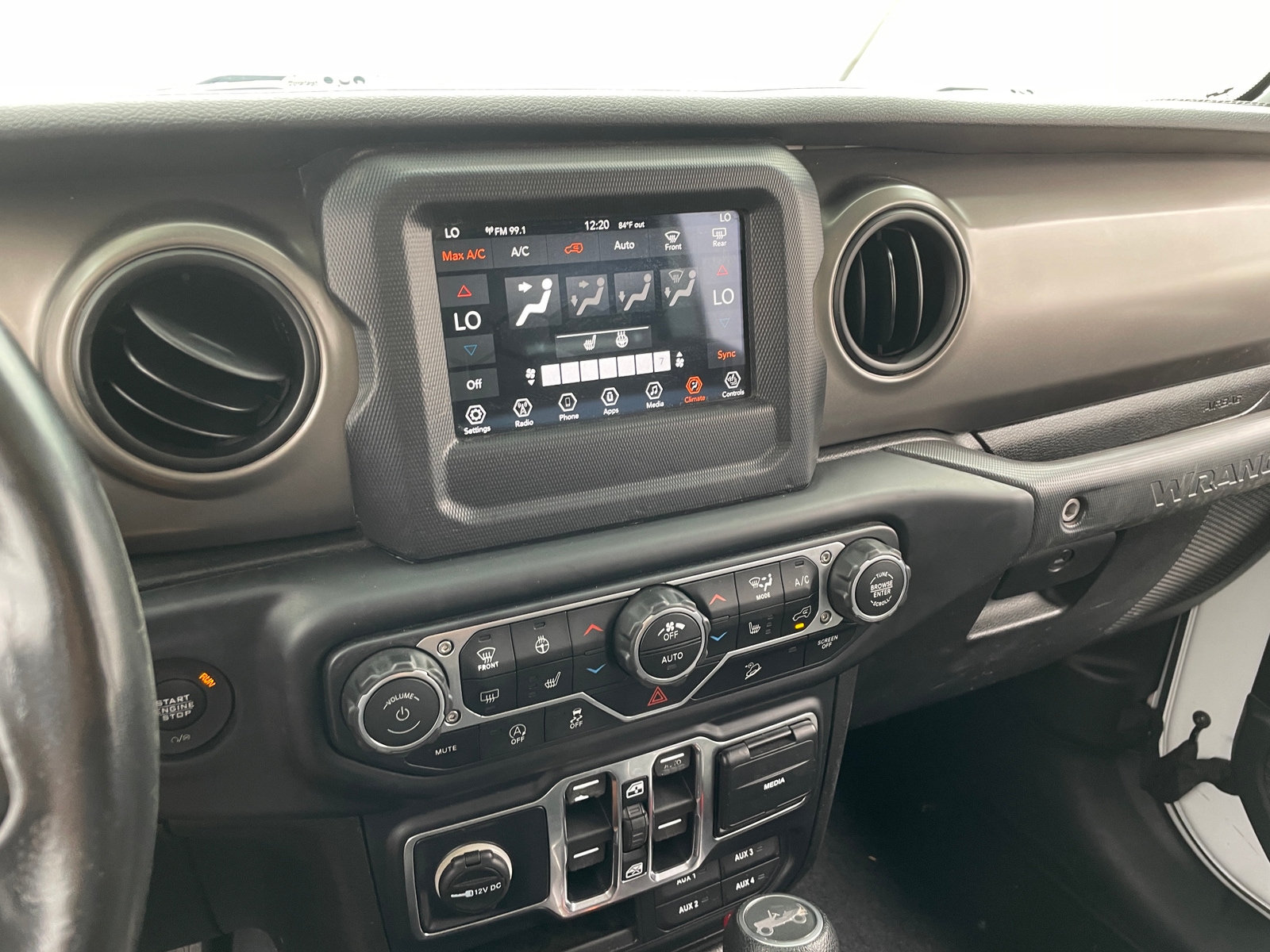 Thumbnail: 2019 Jeep Wrangler - 4