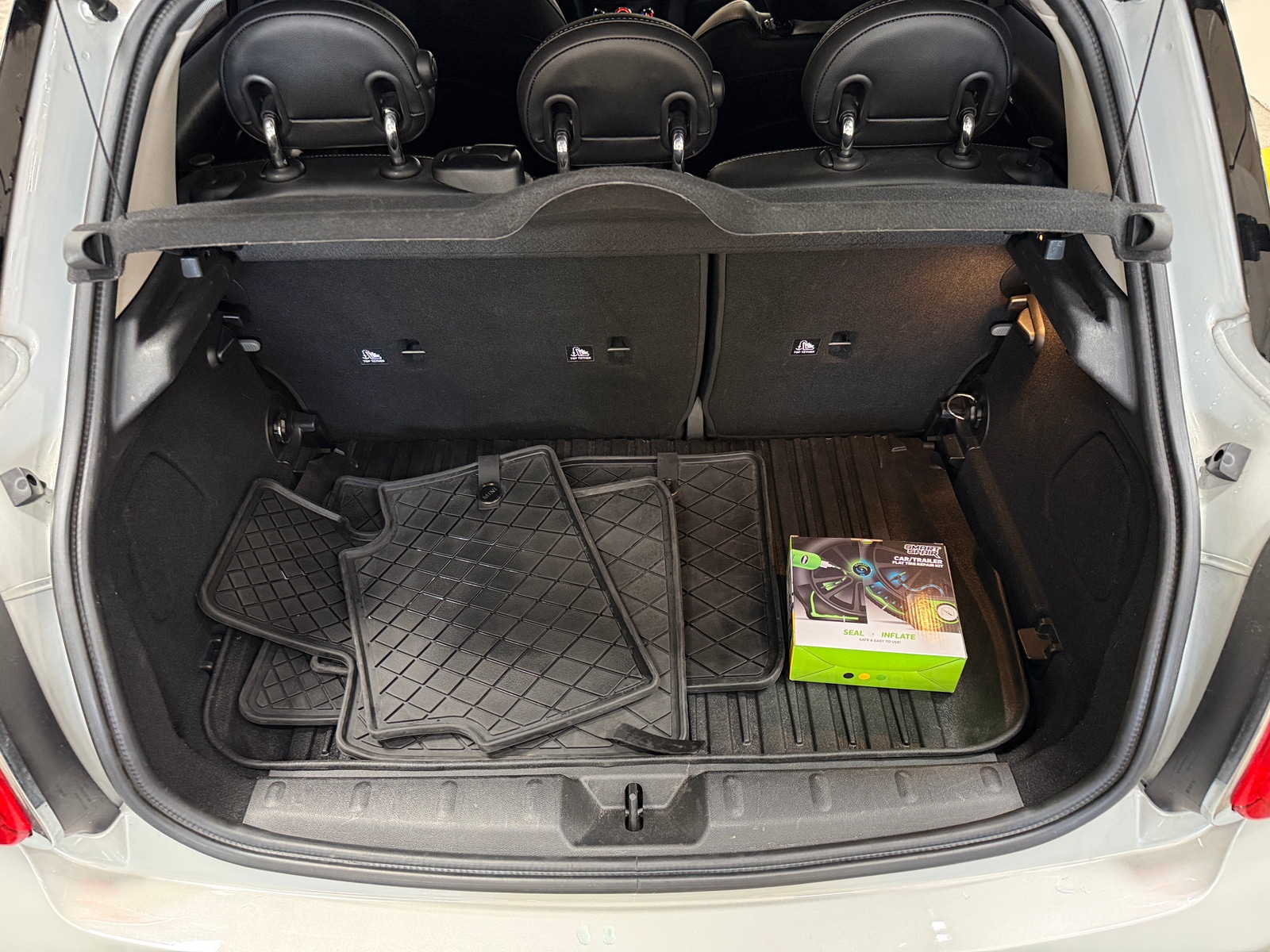 Thumbnail: 2015 MINI Cooper Hardtop - 6