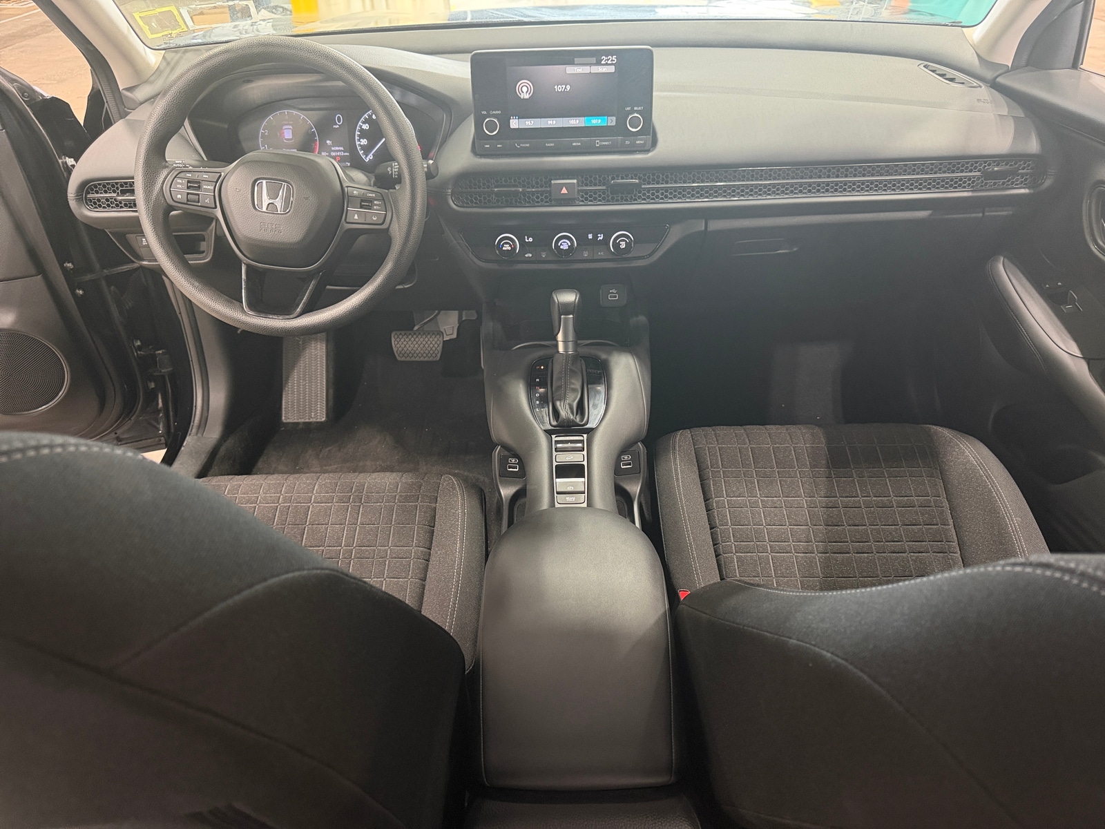 Thumbnail: 2023 Honda HR-V - 3