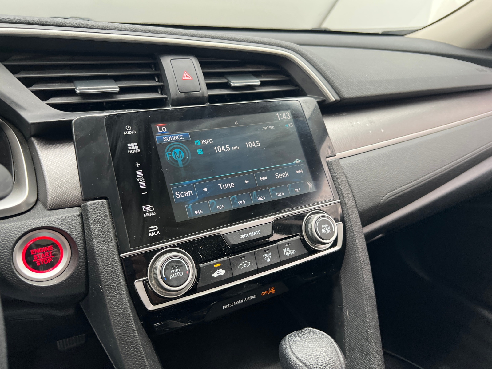 Thumbnail: 2016 Honda Civic - 4
