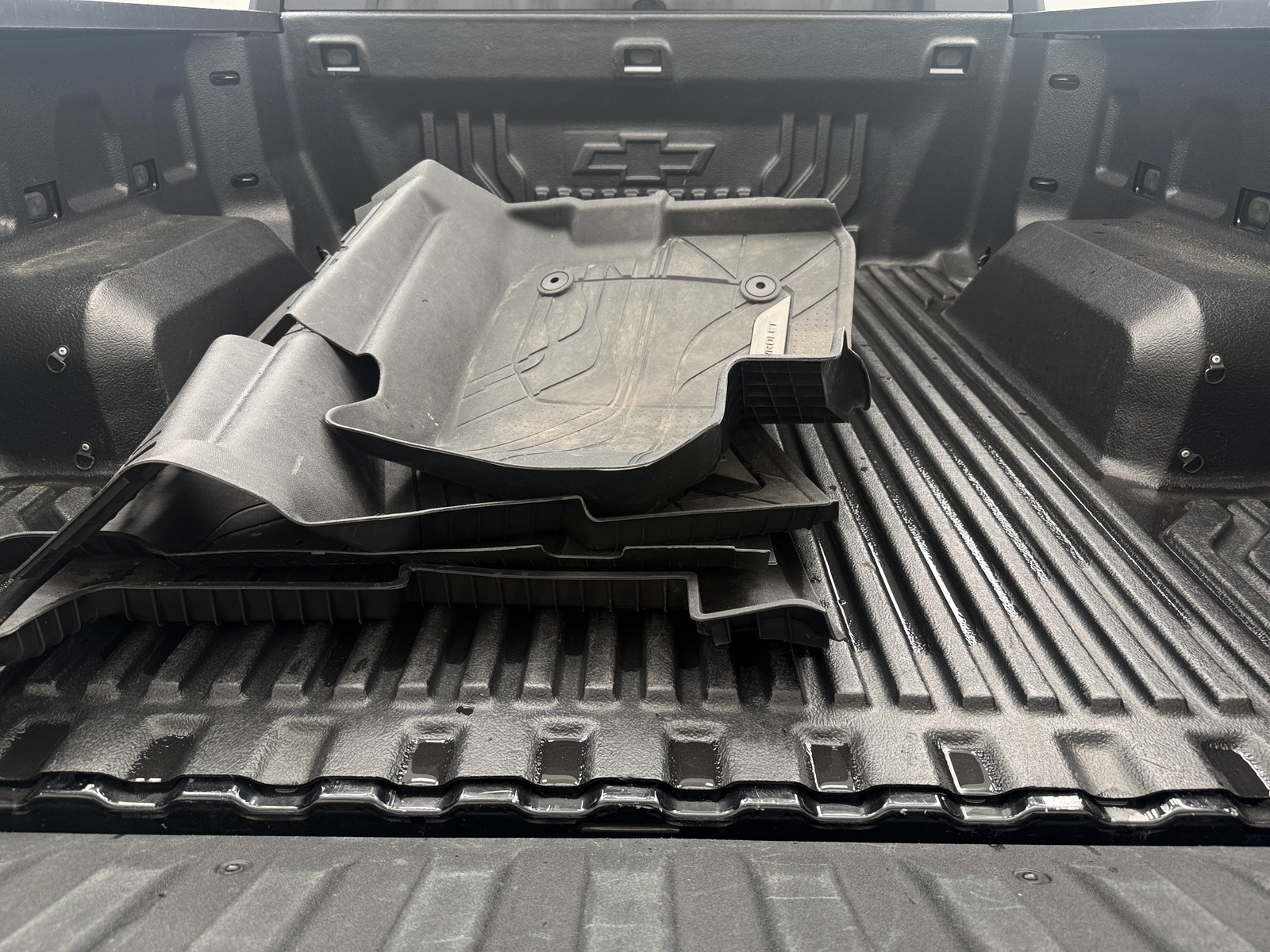 Thumbnail: 2025 Chevrolet Silverado 1500 - 7