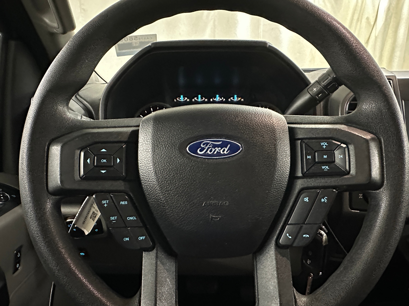 Thumbnail: 2019 Ford Econoline - 5