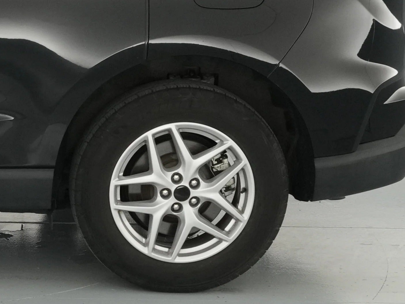 2023 Ford Edge SEL - Photo 13