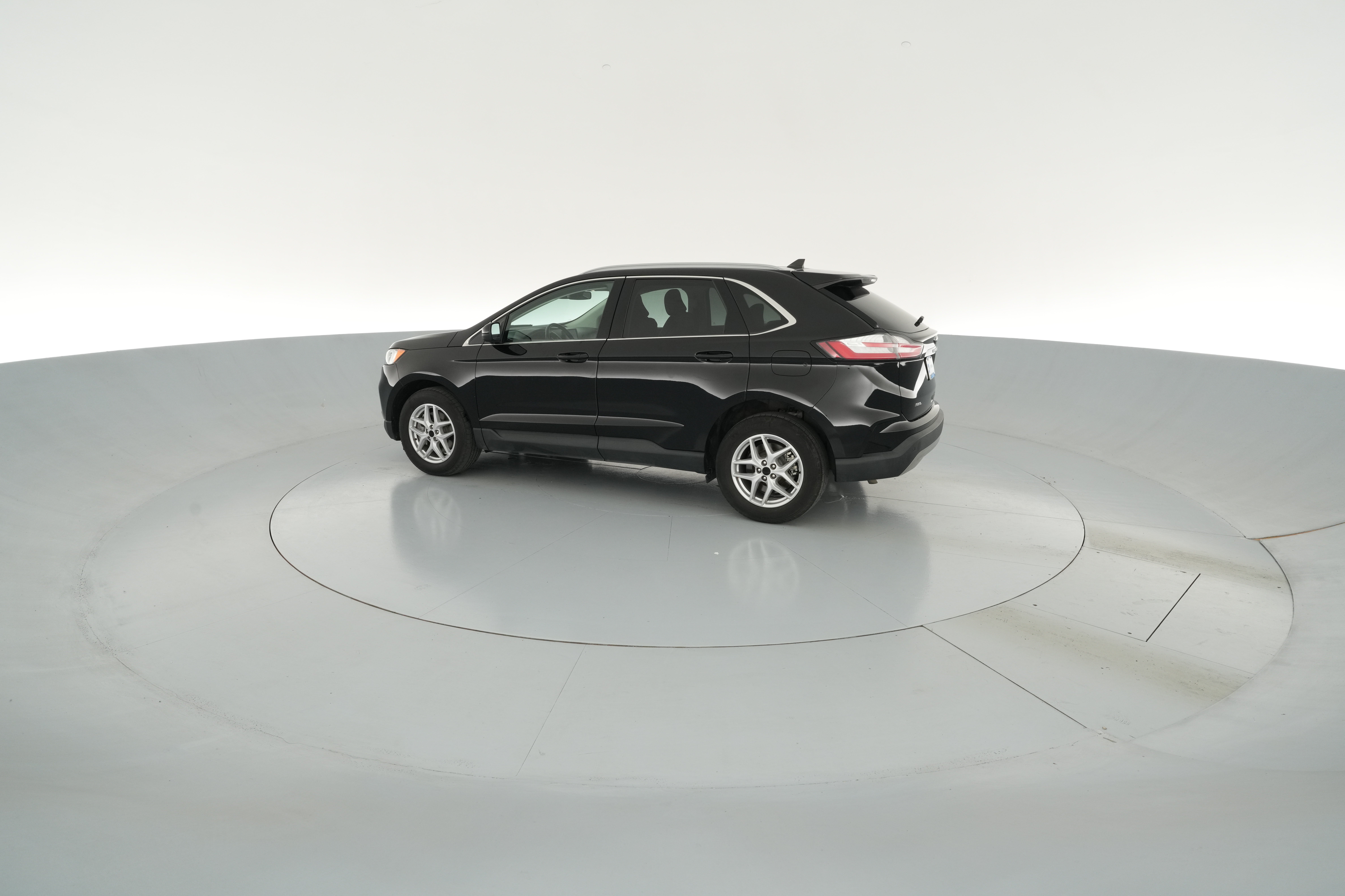 2023 Ford Edge SEL - Photo 28