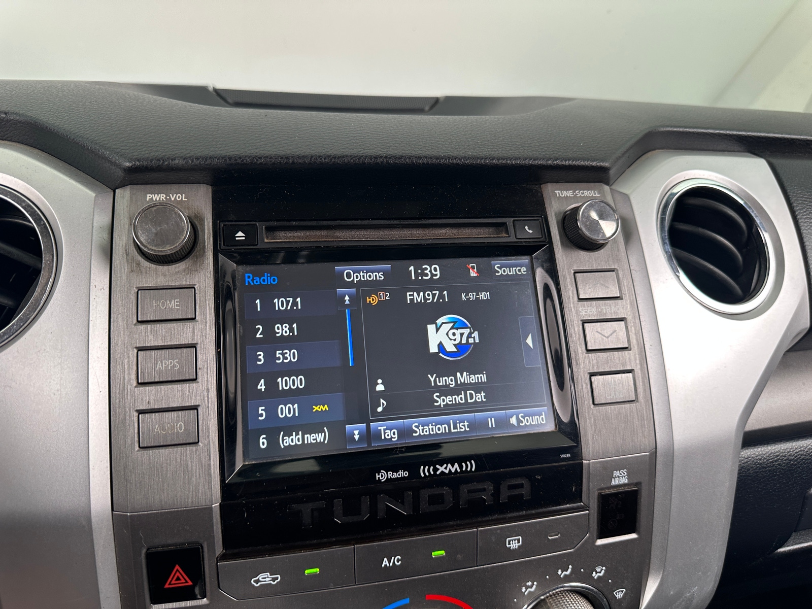 Thumbnail: 2018 Toyota Tundra - 4