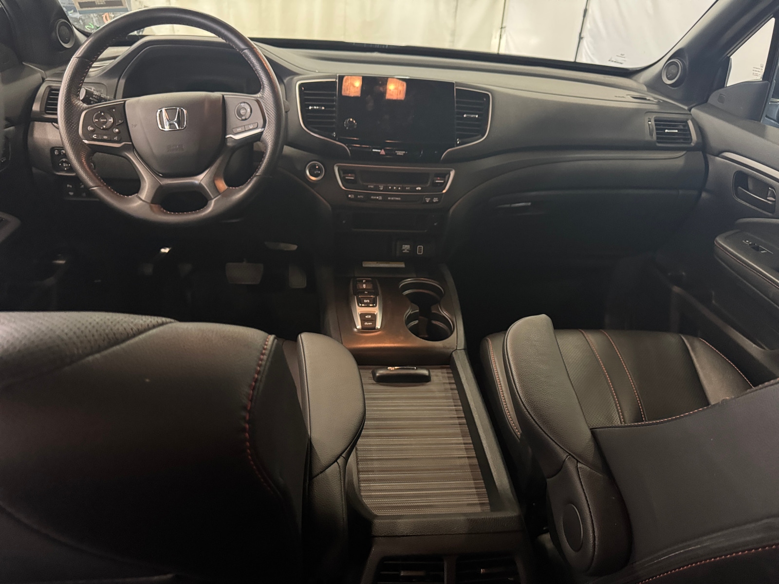 Thumbnail: 2022 Honda Passport - 2