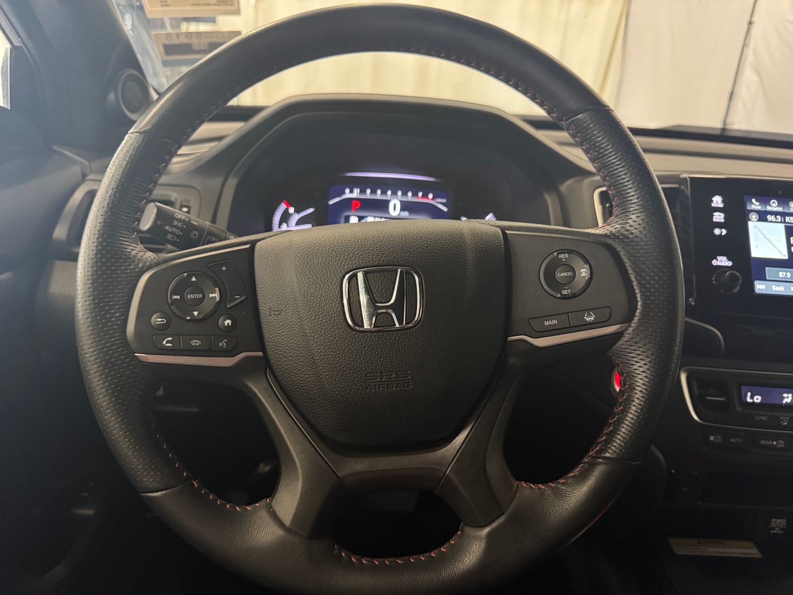 Thumbnail: 2022 Honda Passport - 4