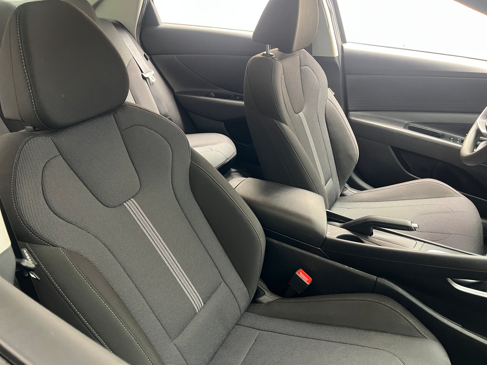 Thumbnail: 2025 Hyundai Elantra - 2