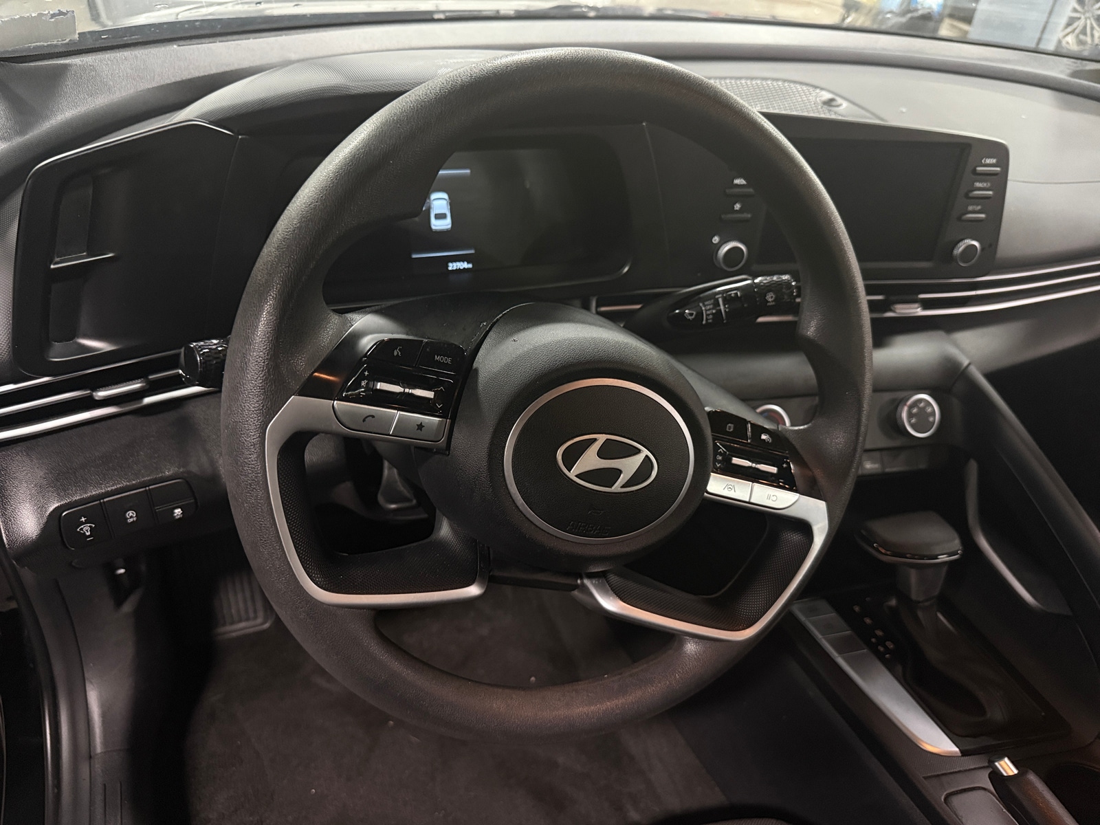Thumbnail: 2025 Hyundai Elantra - 5
