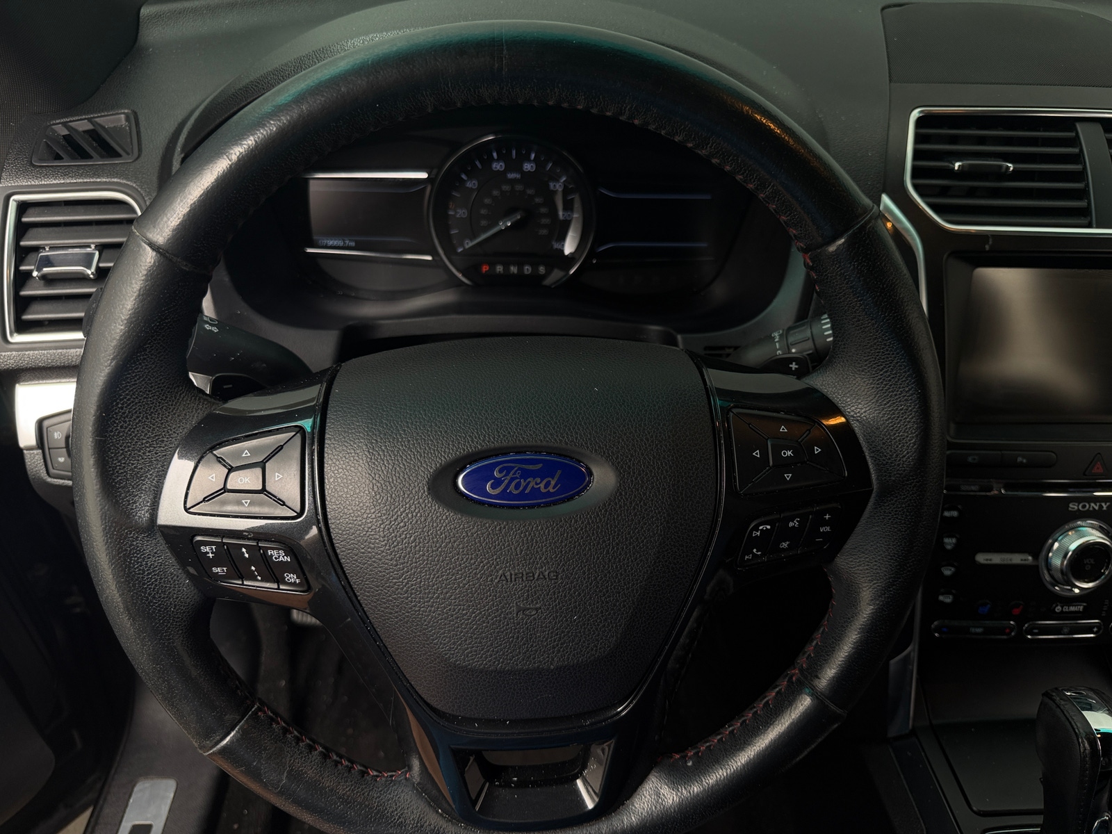 Thumbnail: 2016 Ford Explorer - 4