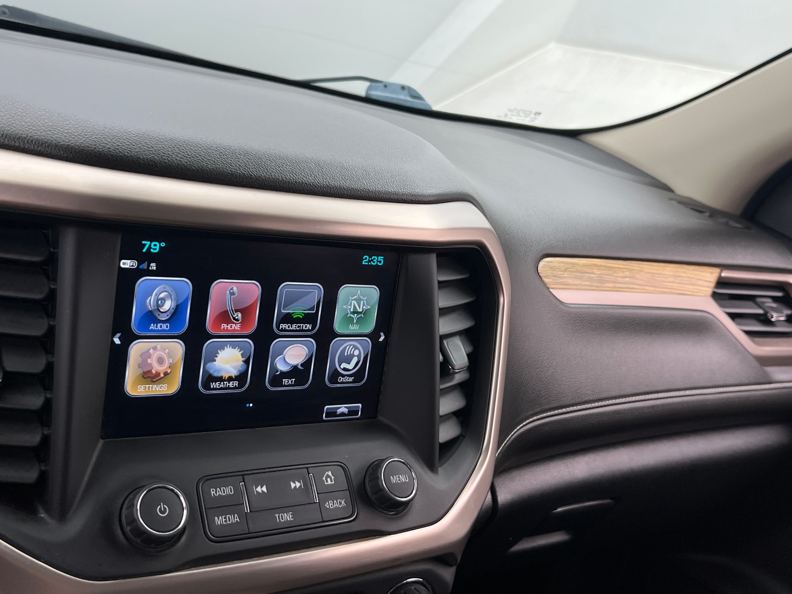 Thumbnail: 2018 GMC Acadia - 3