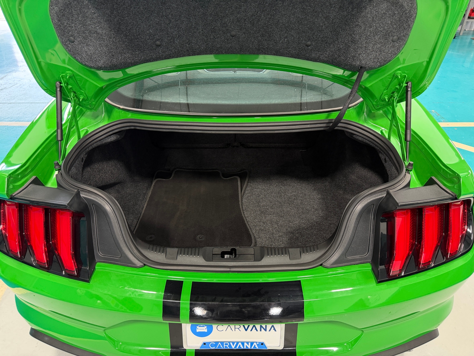Thumbnail: 2019 Ford Mustang - 4