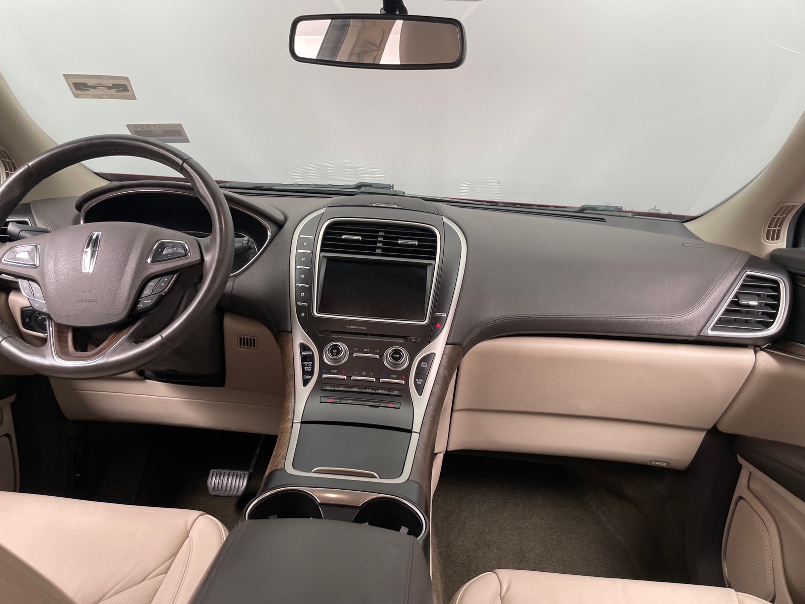Thumbnail: 2018 Lincoln MKX - 2