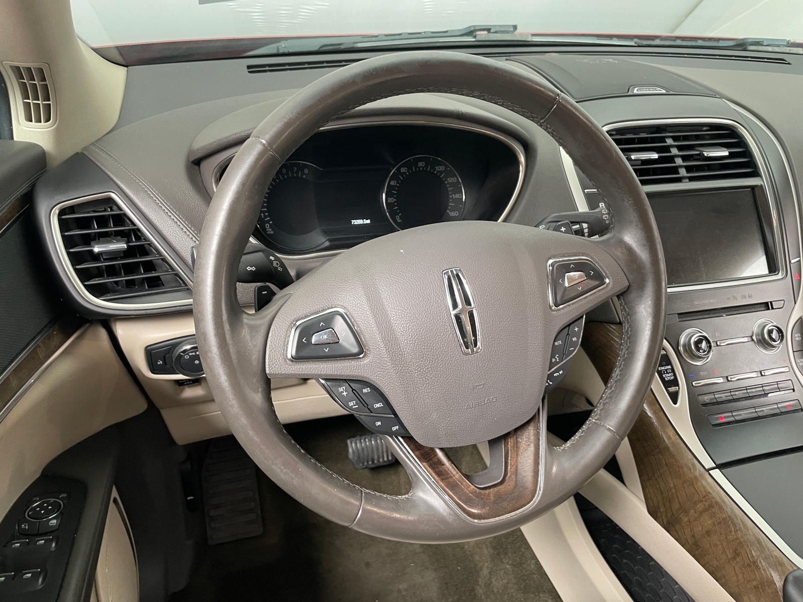 Thumbnail: 2018 Lincoln MKX - 4