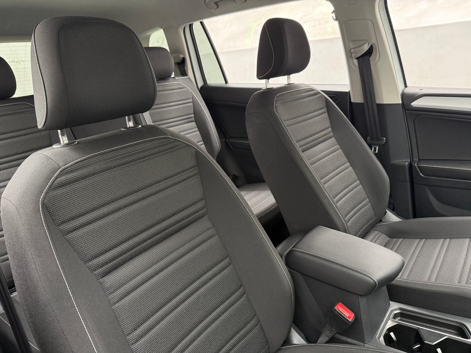 Thumbnail: 2024 Volkswagen Tiguan - 2