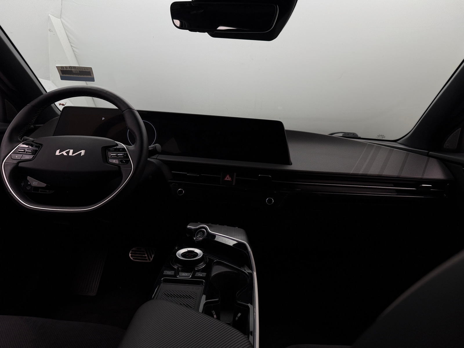 Thumbnail: 2024 Kia EV6 - 2
