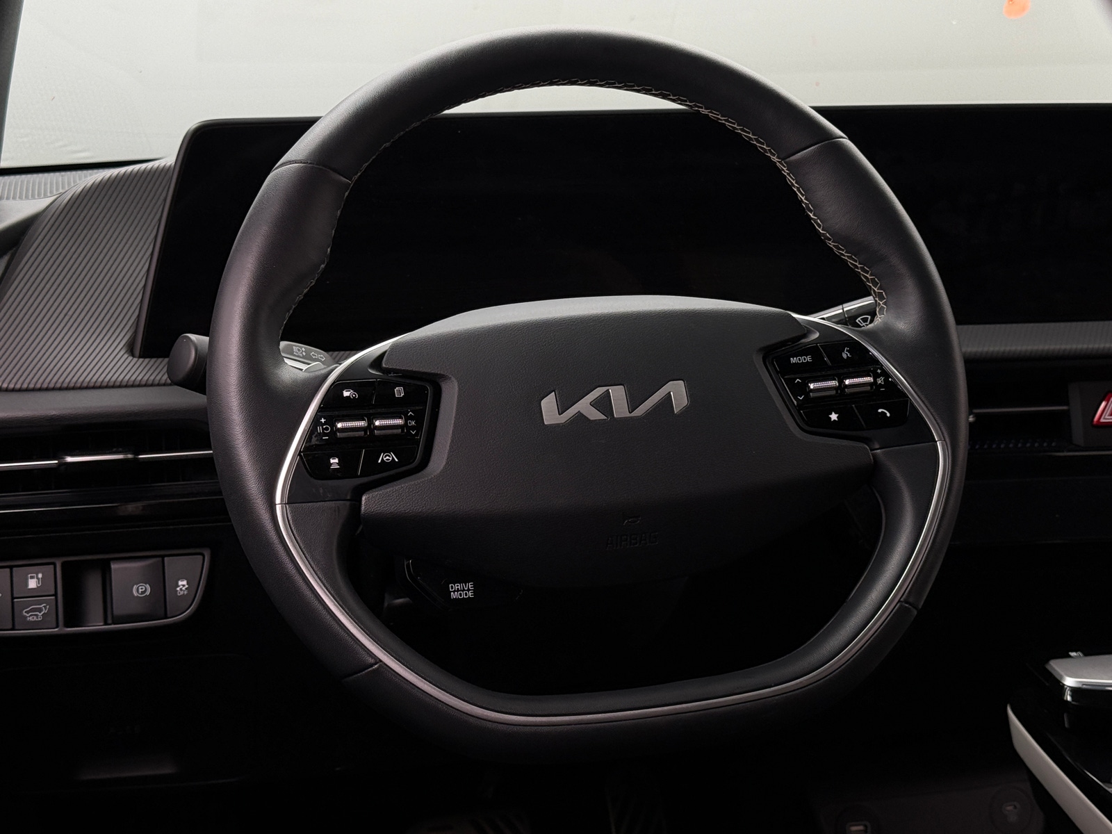 Thumbnail: 2024 Kia EV6 - 4