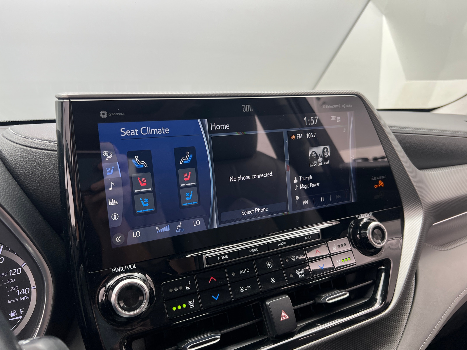 Thumbnail: 2020 Toyota Highlander - 3