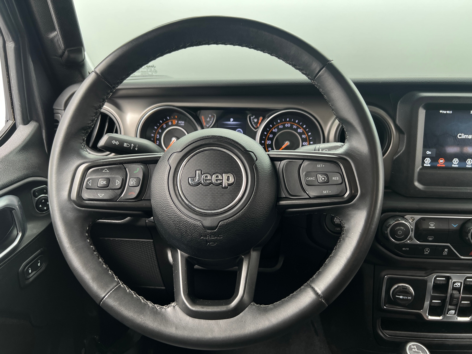 Thumbnail: 2022 Jeep Gladiator - 5