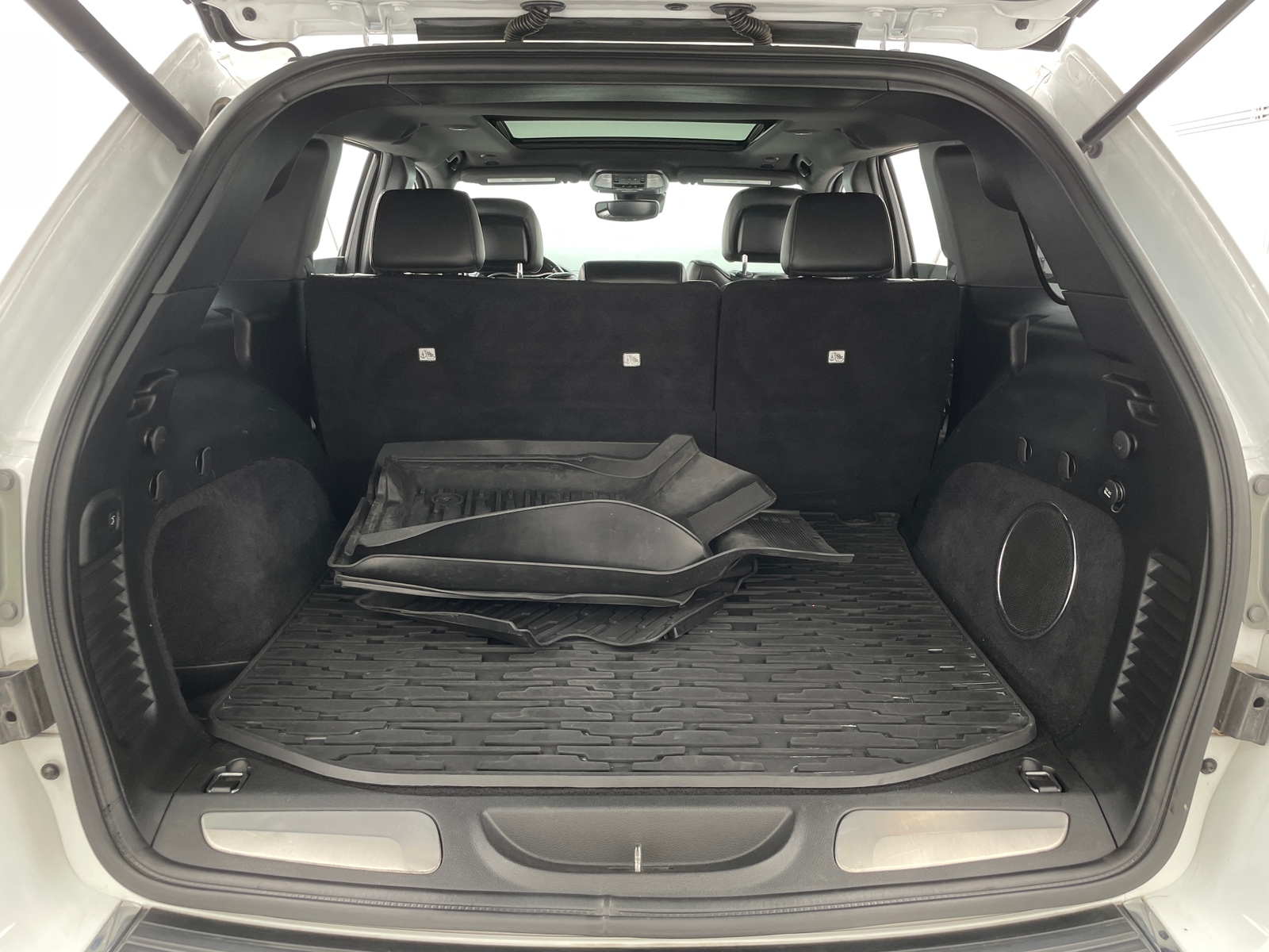 Thumbnail: 2018 Jeep Grand Cherokee - 6