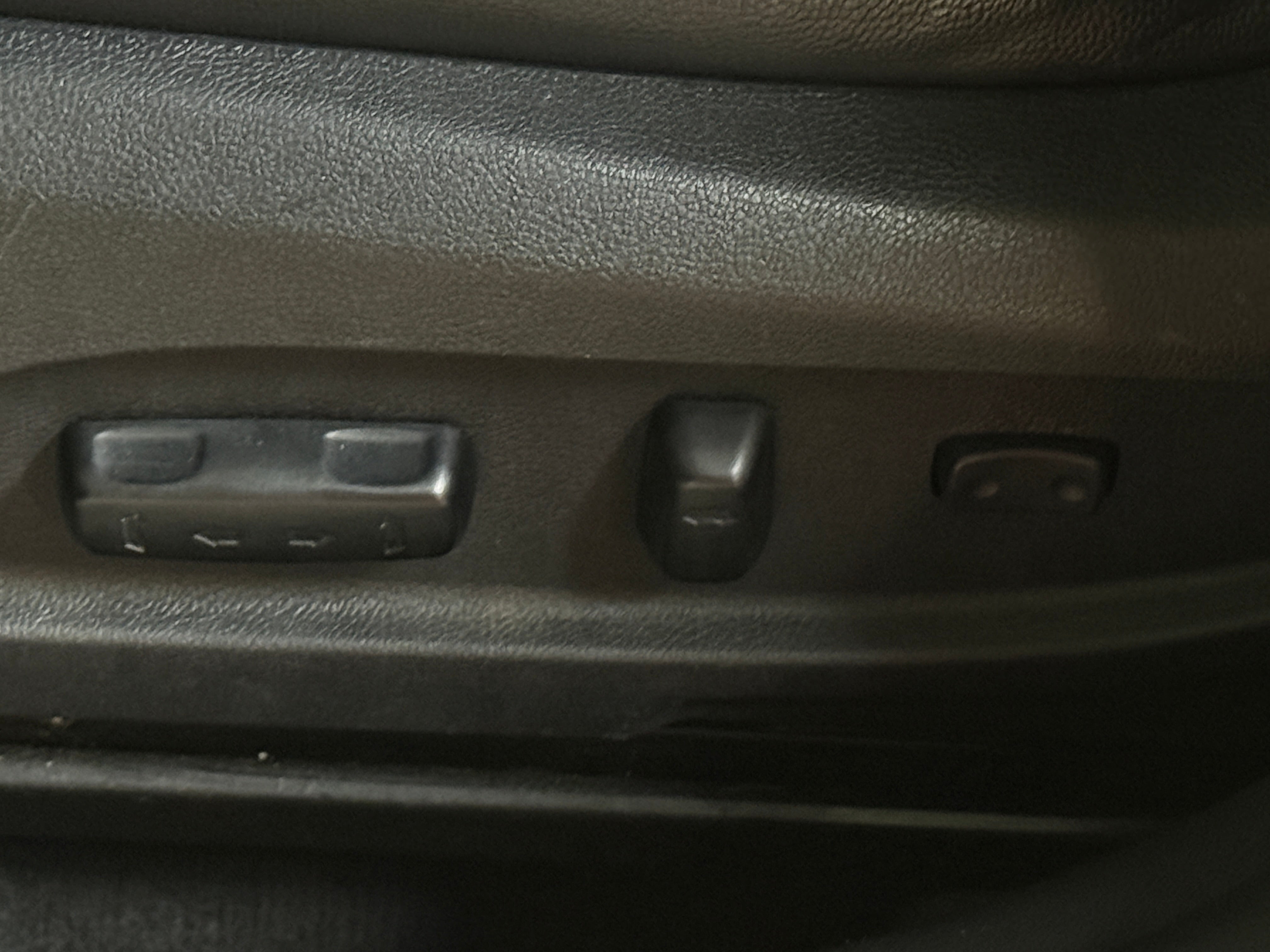 Used 2013 Hyundai Sonata SE with VIN 5NPEC4AB9DH615305 for sale in Pewaukee, WI