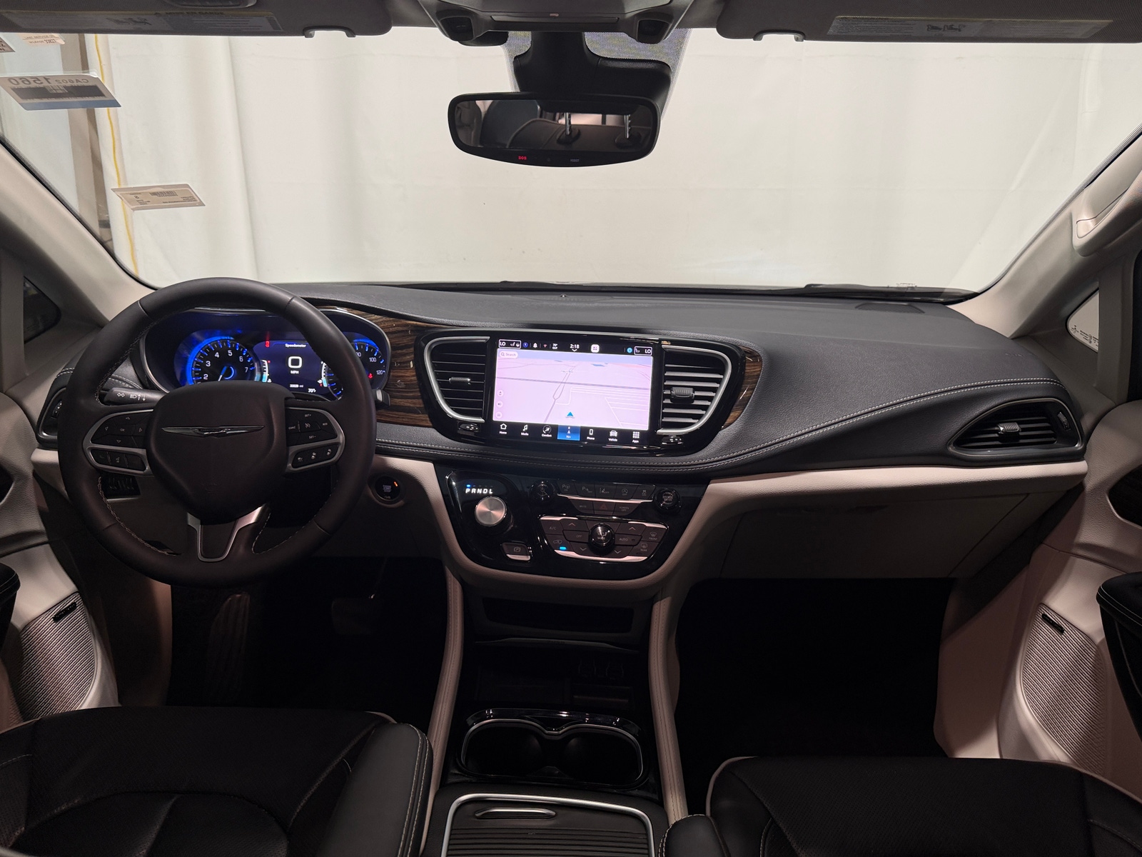 Thumbnail: 2022 Chrysler Pacifica - 2