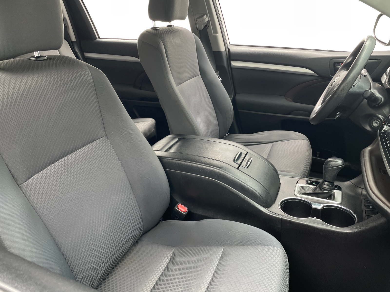 Thumbnail: 2018 Toyota Highlander - 2