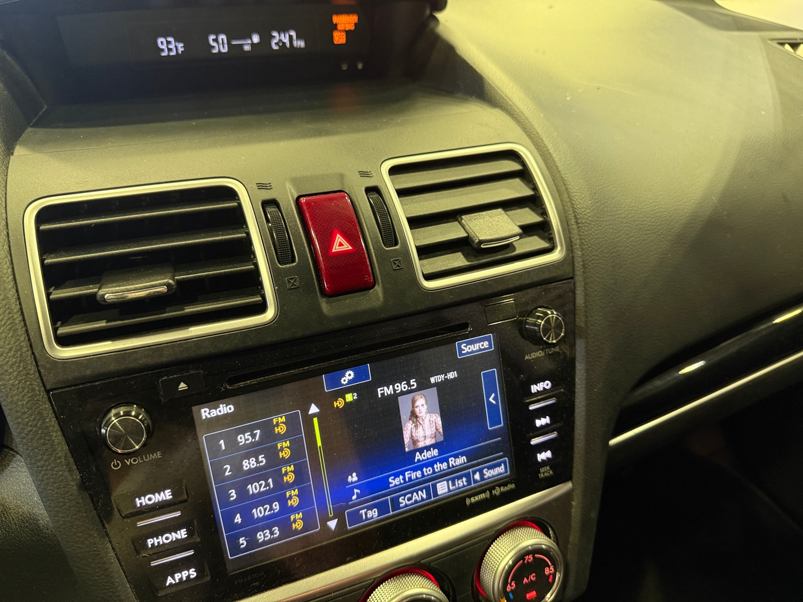 Thumbnail: 2016 Subaru Crosstrek - 3