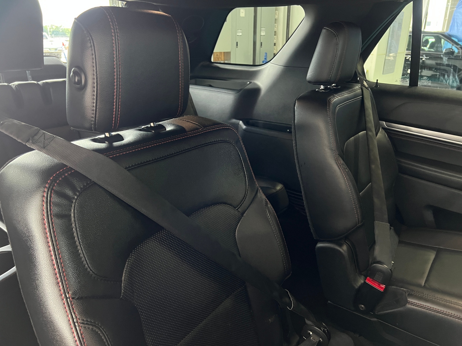 Thumbnail: 2019 Ford Explorer - 5
