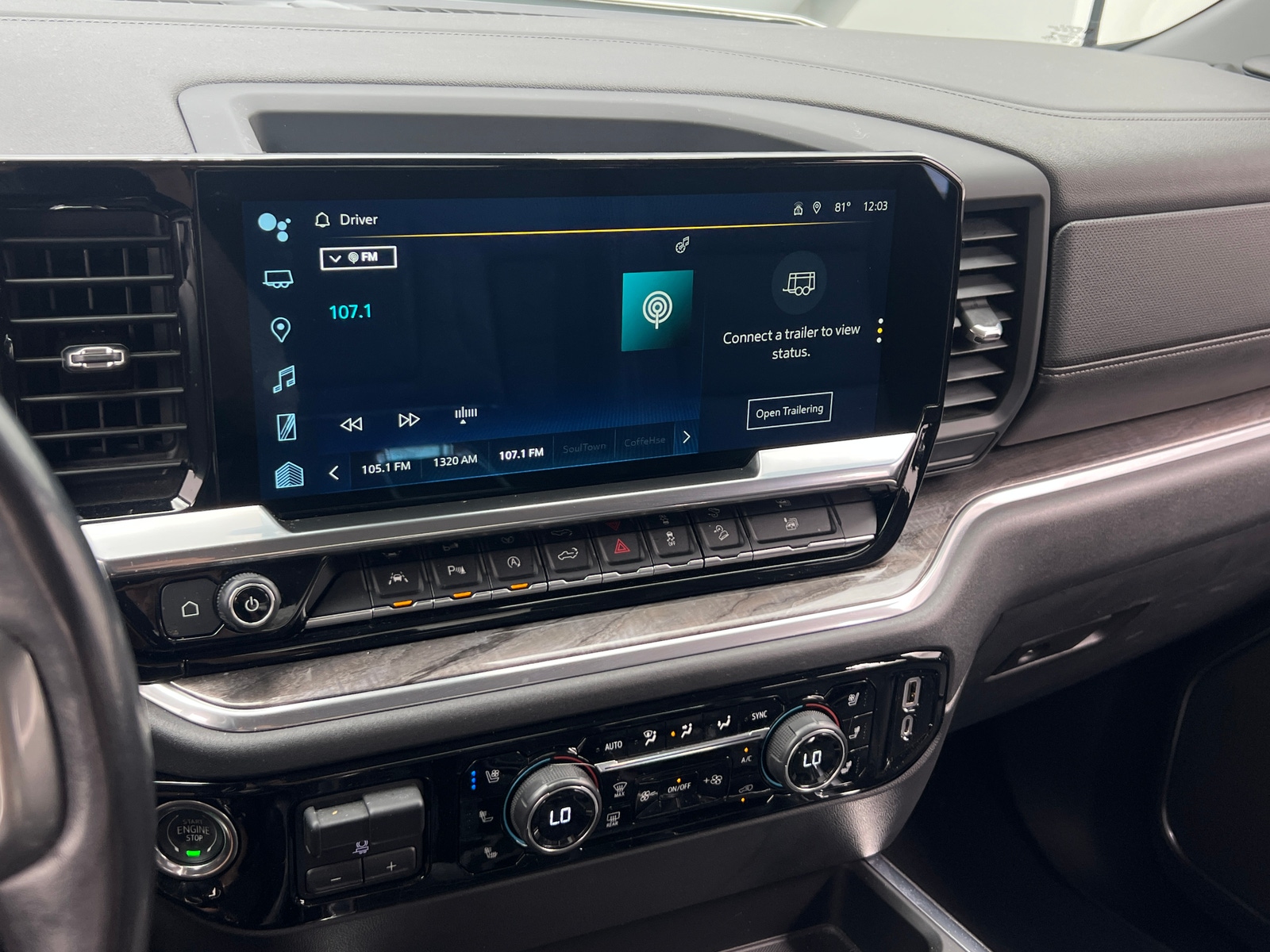 Thumbnail: 2022 Chevrolet Silverado 1500 - 3