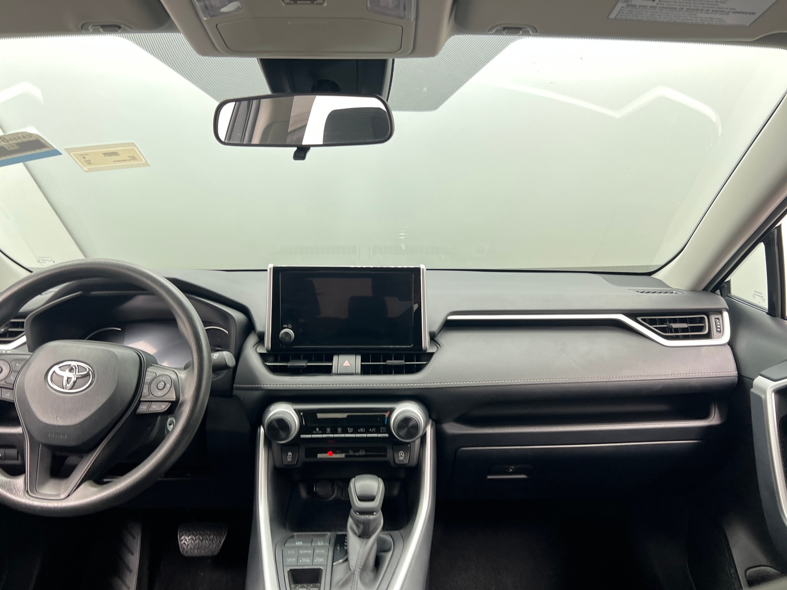Thumbnail: 2025 Toyota RAV4 - 3
