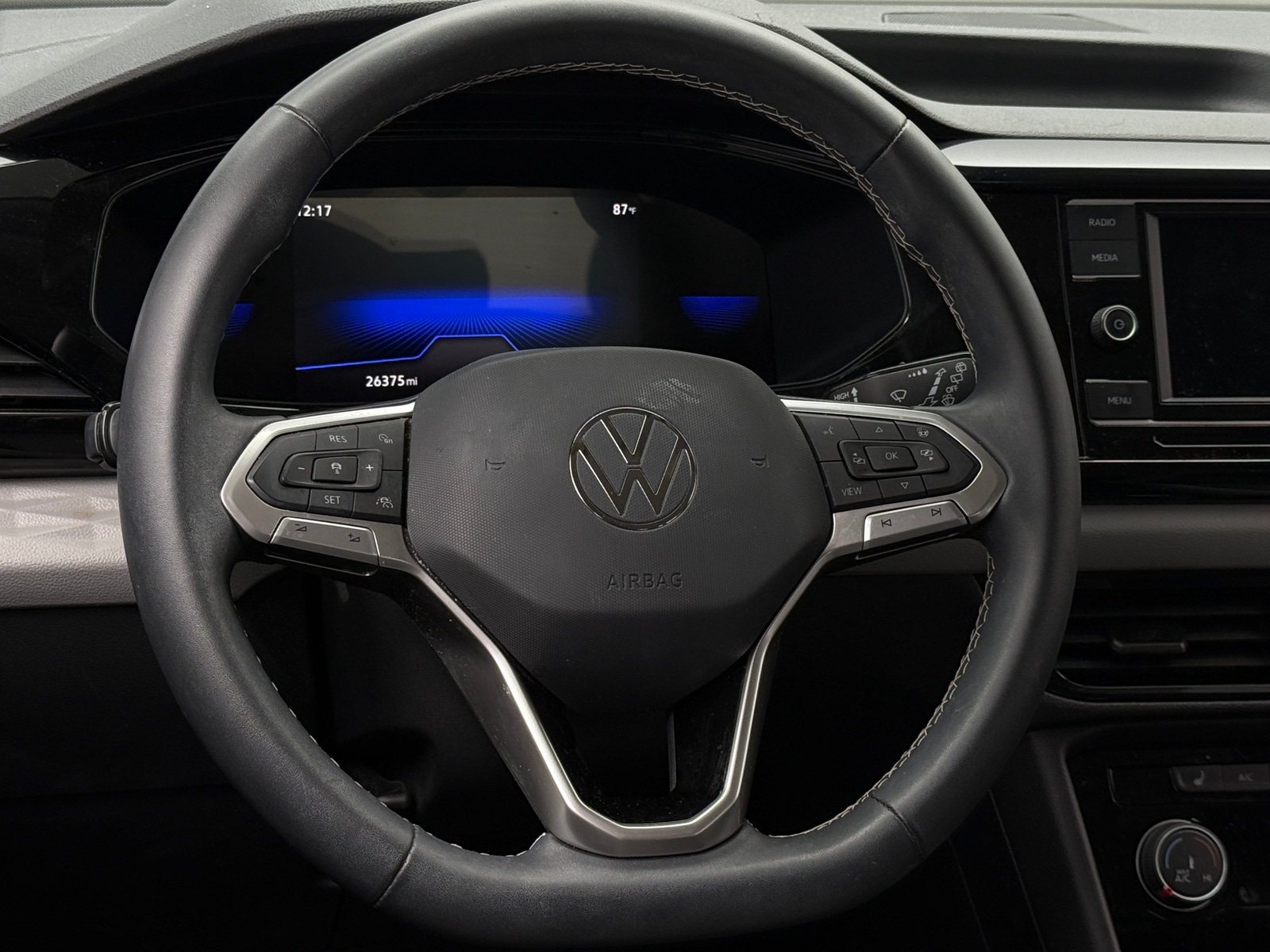 Thumbnail: 2024 Volkswagen Taos - 5