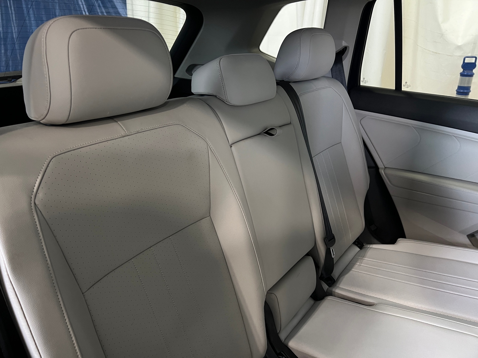 Thumbnail: 2022 Volkswagen Tiguan - 5