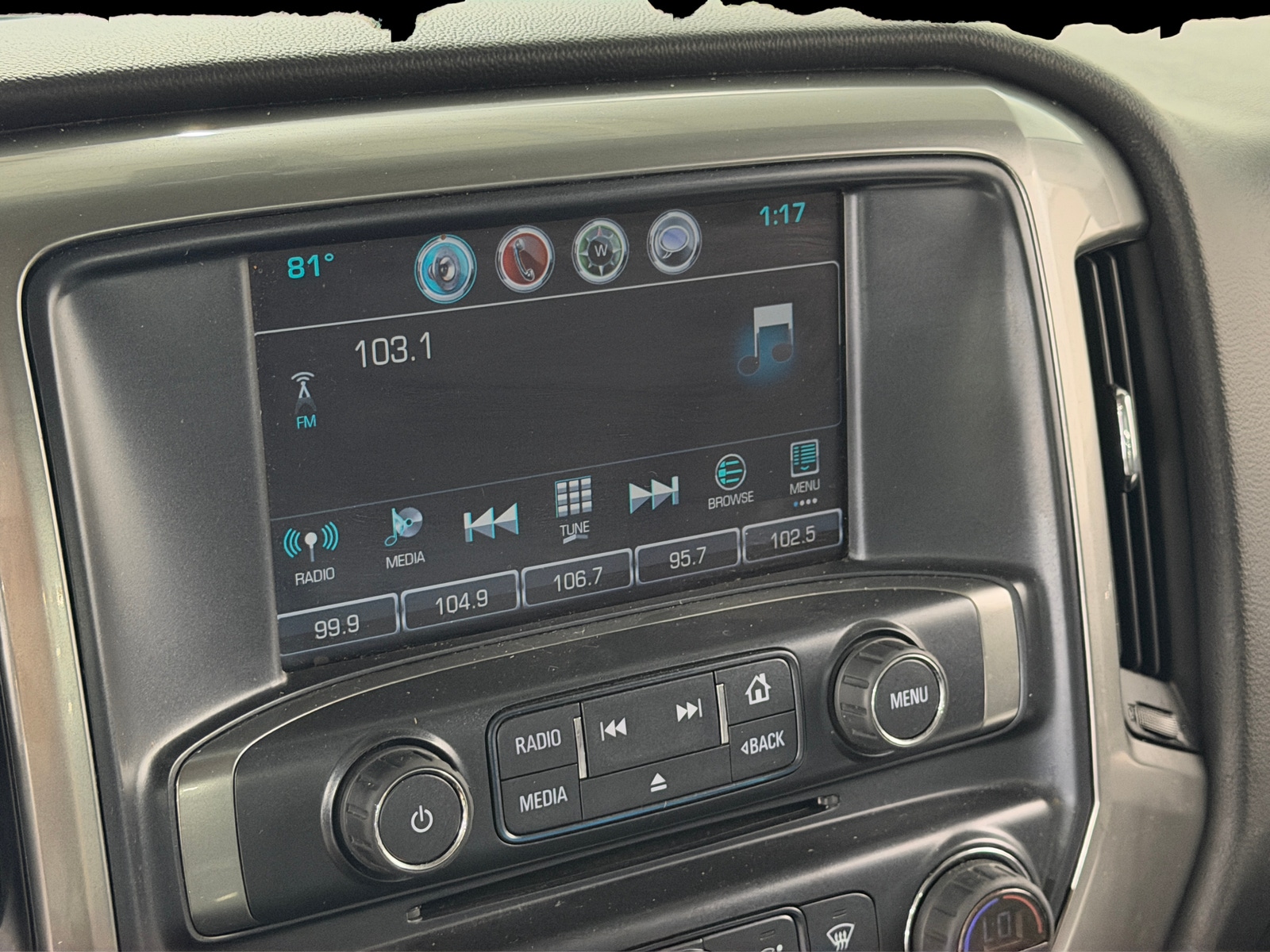 Thumbnail: 2017 Chevrolet Silverado 1500 - 4