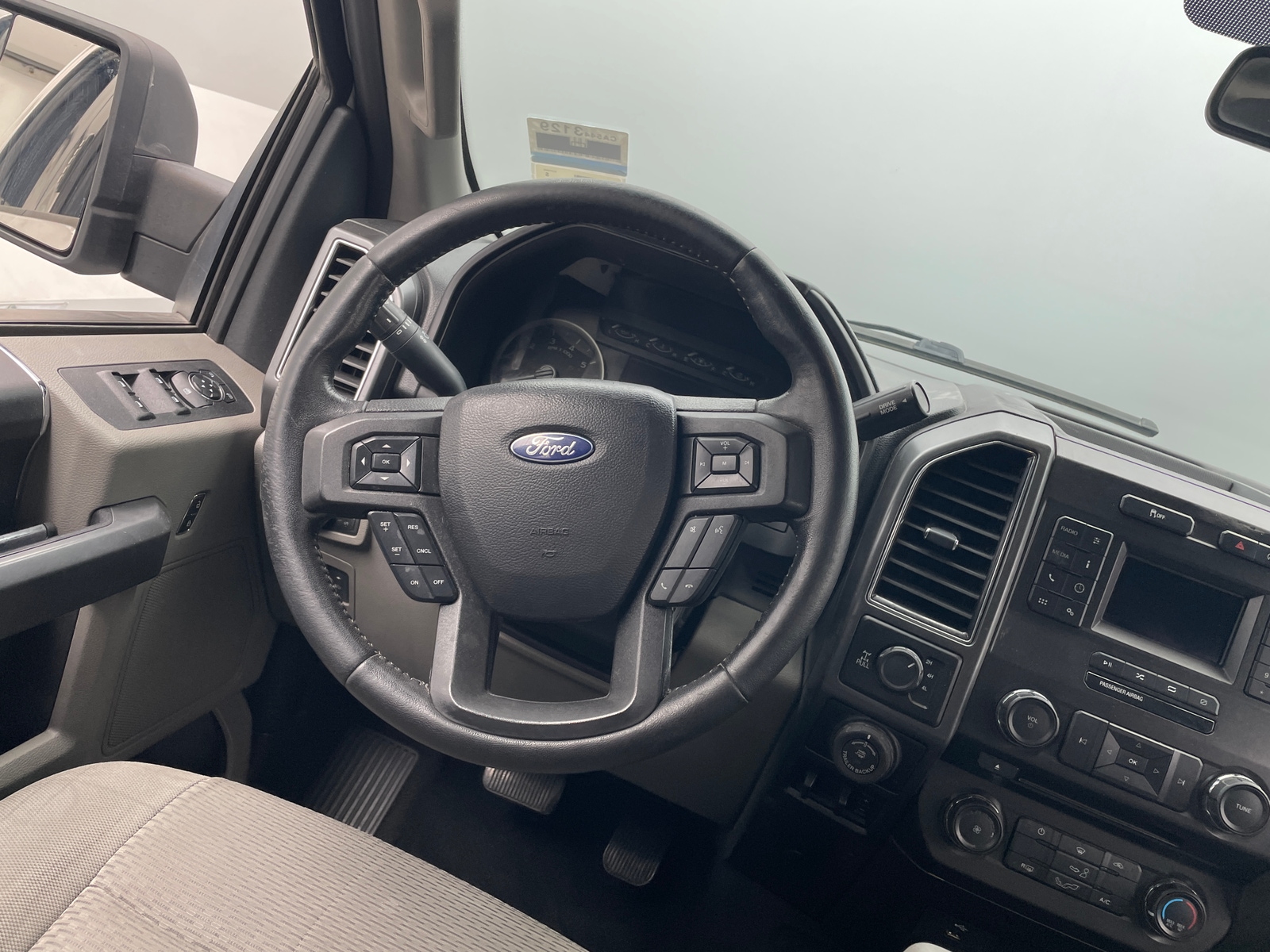 Thumbnail: 2018 Ford Econoline - 5