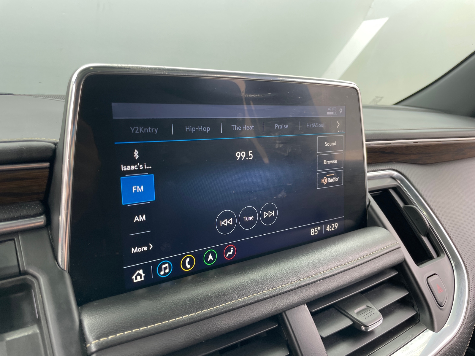 Thumbnail: 2021 Chevrolet Suburban - 3