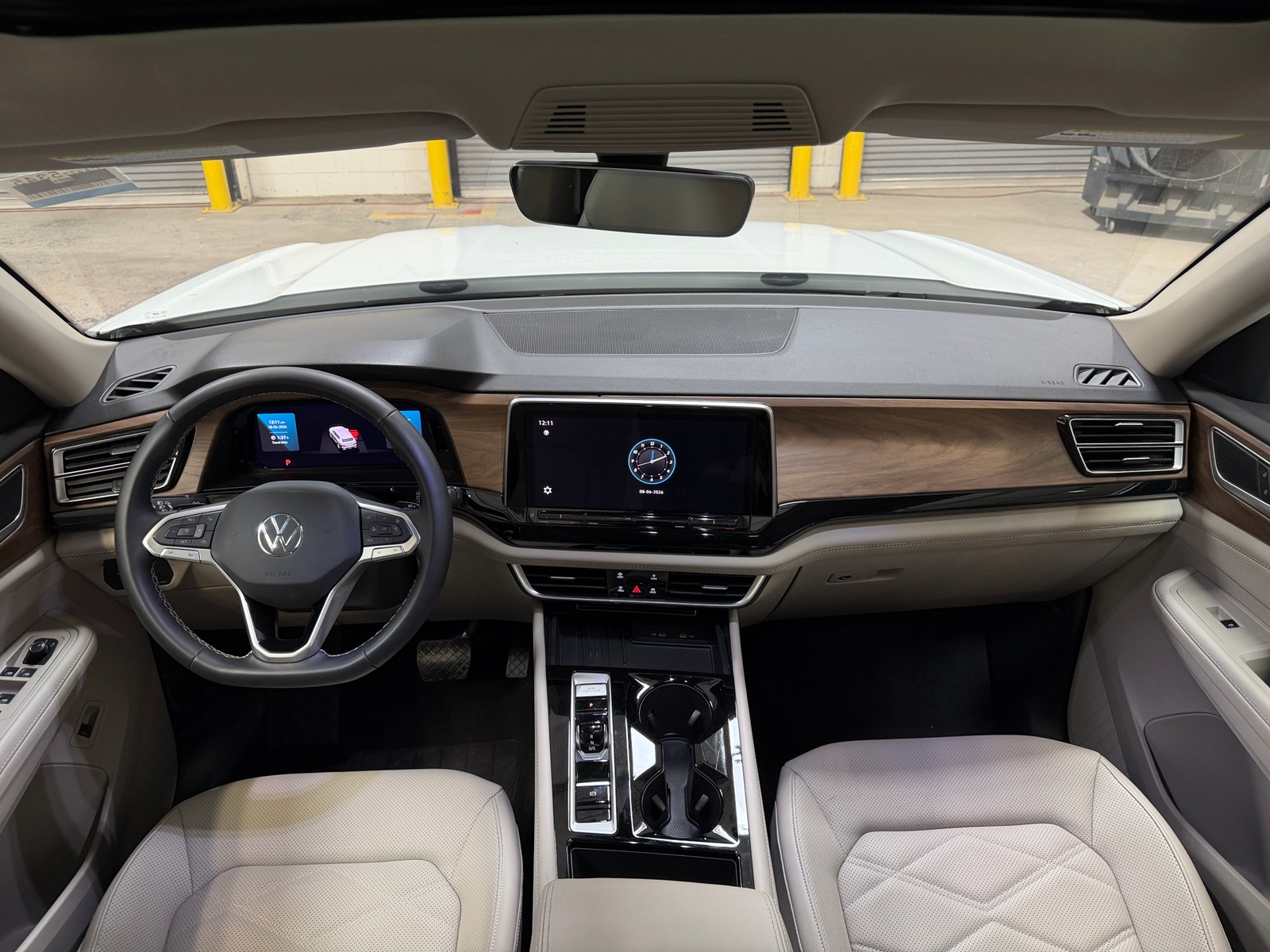 Thumbnail: 2026 Volkswagen Atlas - 2