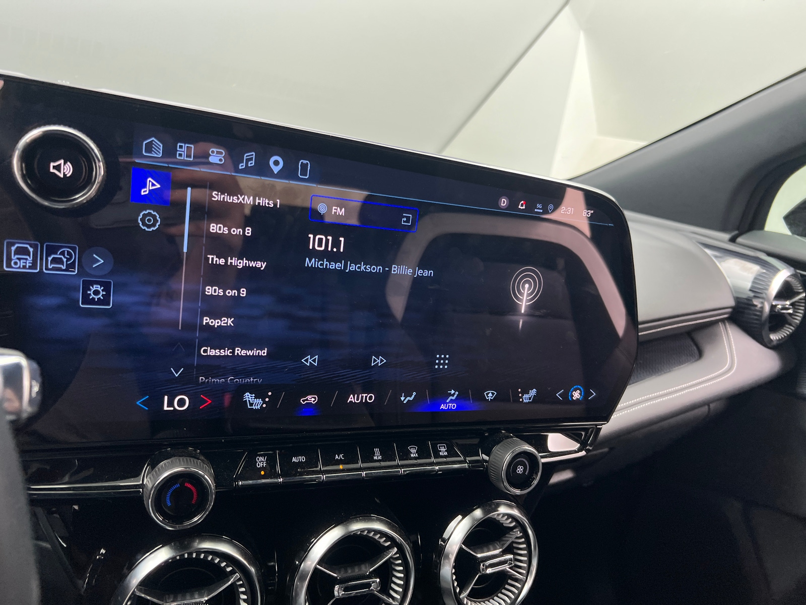 Thumbnail: 2026 Chevrolet Blazer EV - 3