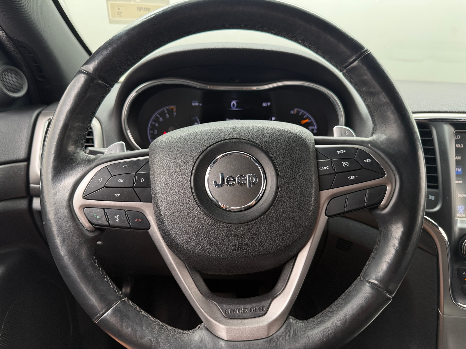 Thumbnail: 2017 Jeep Grand Cherokee - 4