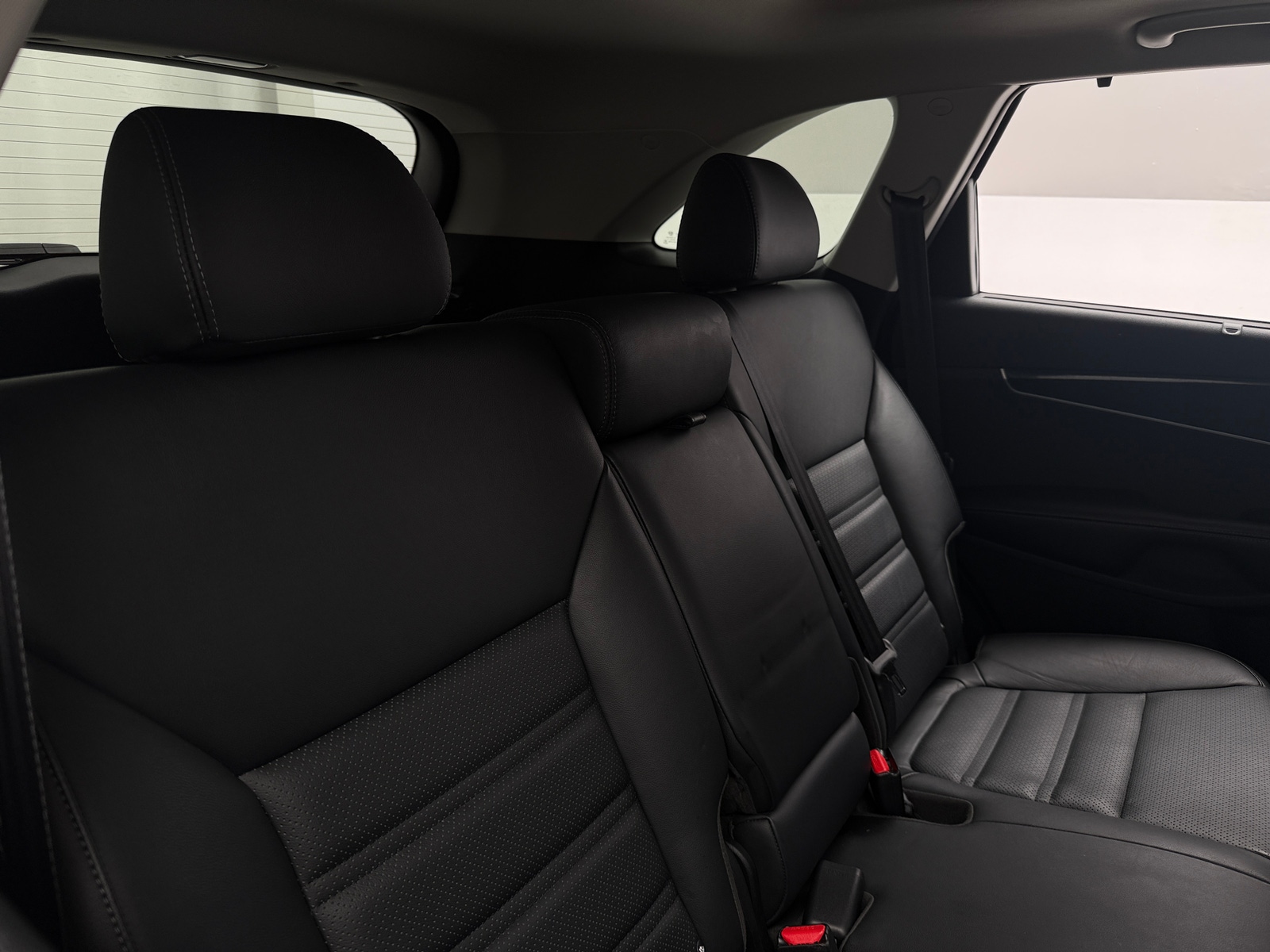 Thumbnail: 2018 Kia Sorento - 5