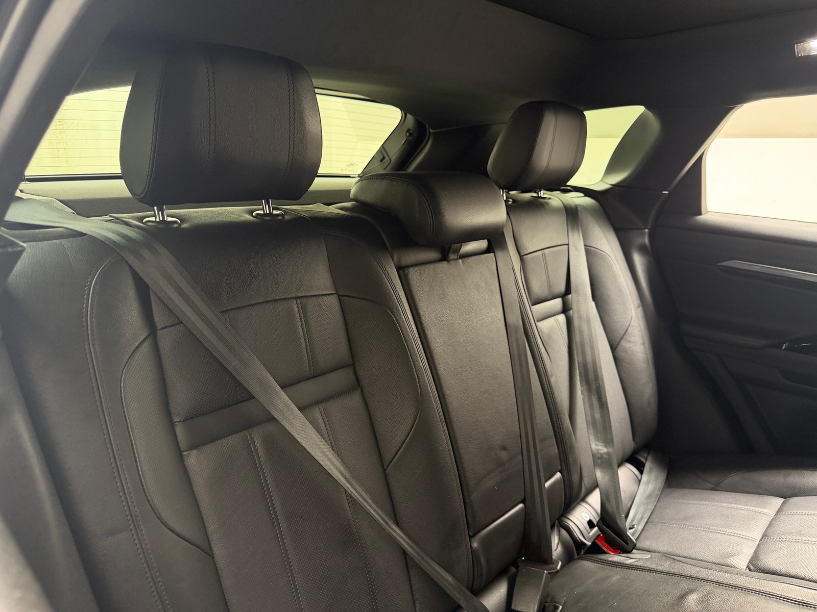 Thumbnail: 2020 Land Rover Range Rover Evoque - 5